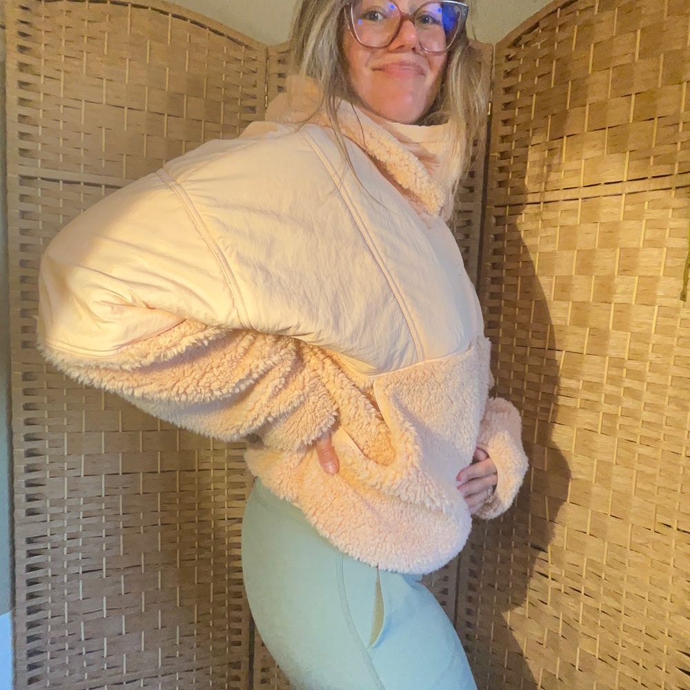 Free People Adventure Awaits Puffy Teddy - Picture 12 of 16